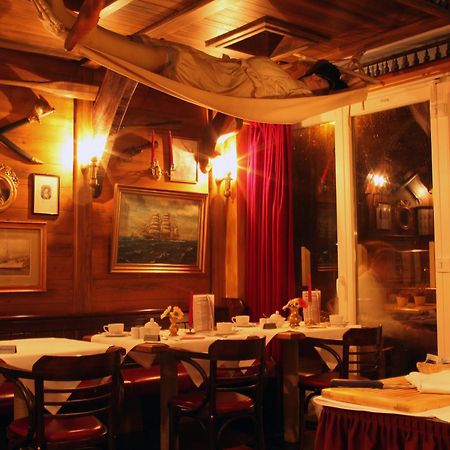 Strandhotel Deichgraf Graal-Mueritz Exteriör bild