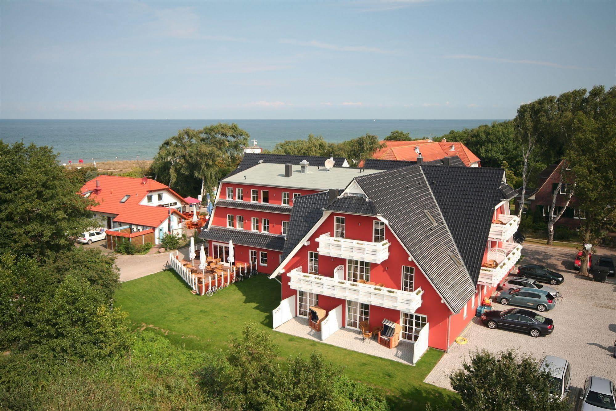 Strandhotel Deichgraf Graal-Mueritz Exteriör bild